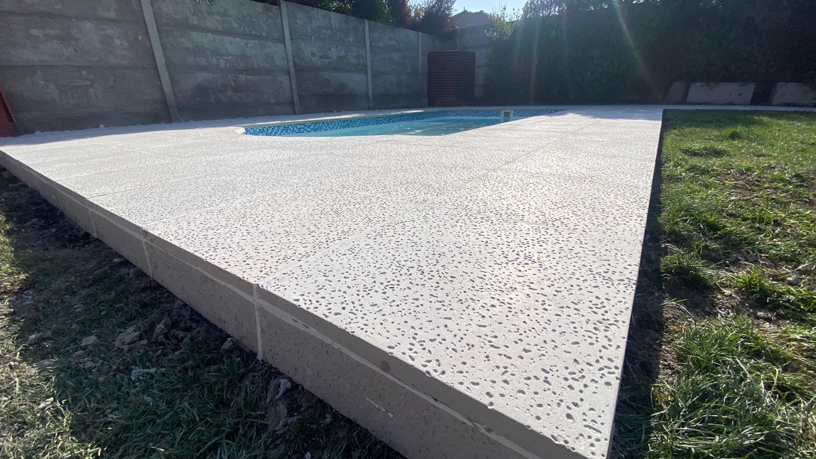 Piscina transformada por Multipiscinas
