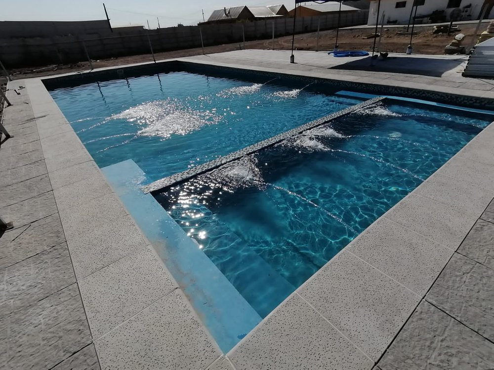 Detalle de terminación en piscina Multipiscinas
